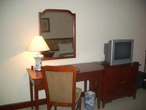 Superior double with city view, king bed, private facilities (bath and shower), and breakfast